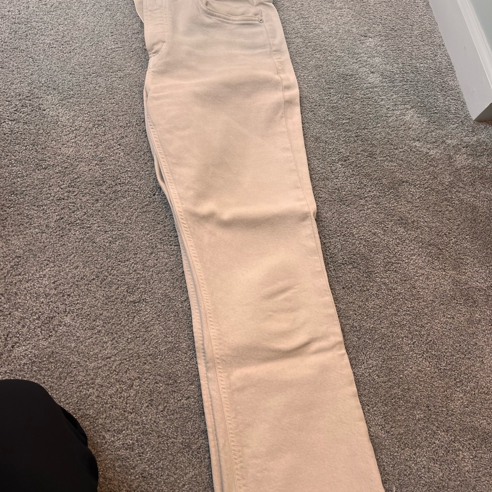 Citizens Of Humanity Straight Leg Jeans in Light Beige